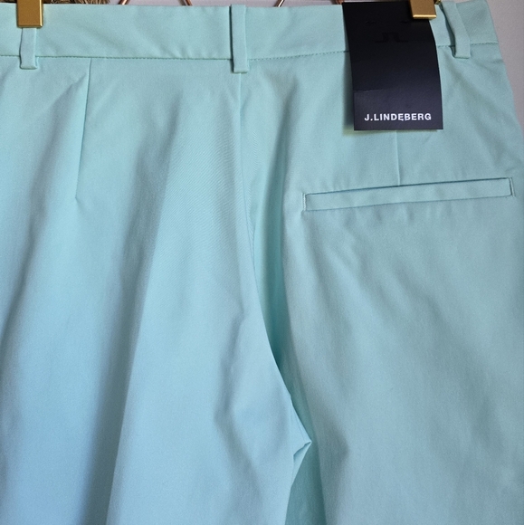 J. Lindeberg New Aruba Blue Megh Pleated High Waist Sporty Golf Shorts SZ 27 - Picture 6 of 9